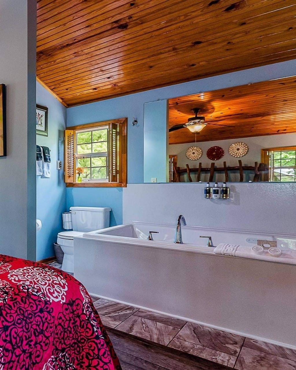Attractive Bathroom Interior Design - Source: The Woods Cabins